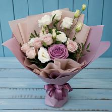 Букет цветов из:  Розы и Лизиантусы в Дивноморское