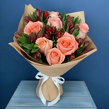Букет цветов из:  Розы и Альстромерии в Дивноморское