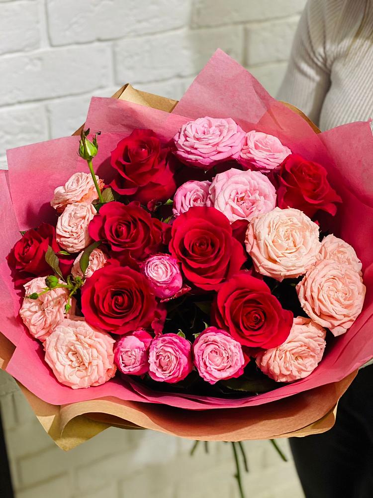 Букет цветов из: Розы в Дивноморское