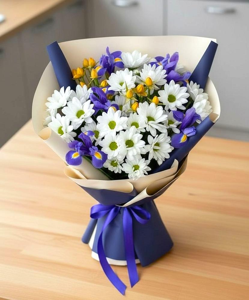 Букет цветов из: Розы, Ирисы и Хризантемы в Дивноморское