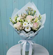 Букет цветов из:  Розы и Лизиантусы в Дивноморское
