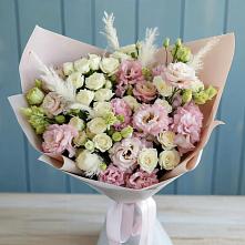 Букет цветов из:  Альстромерии и Розы в Дивноморское